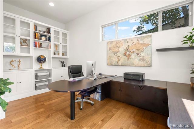 5050 Valentia Street Unit: 101
