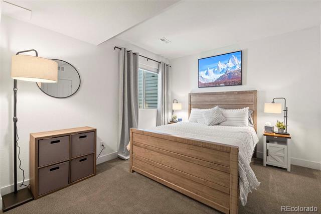 5050 Valentia Street Unit: 101