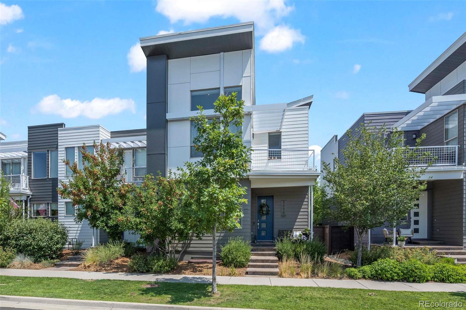 5050 Valentia Street Unit: 101