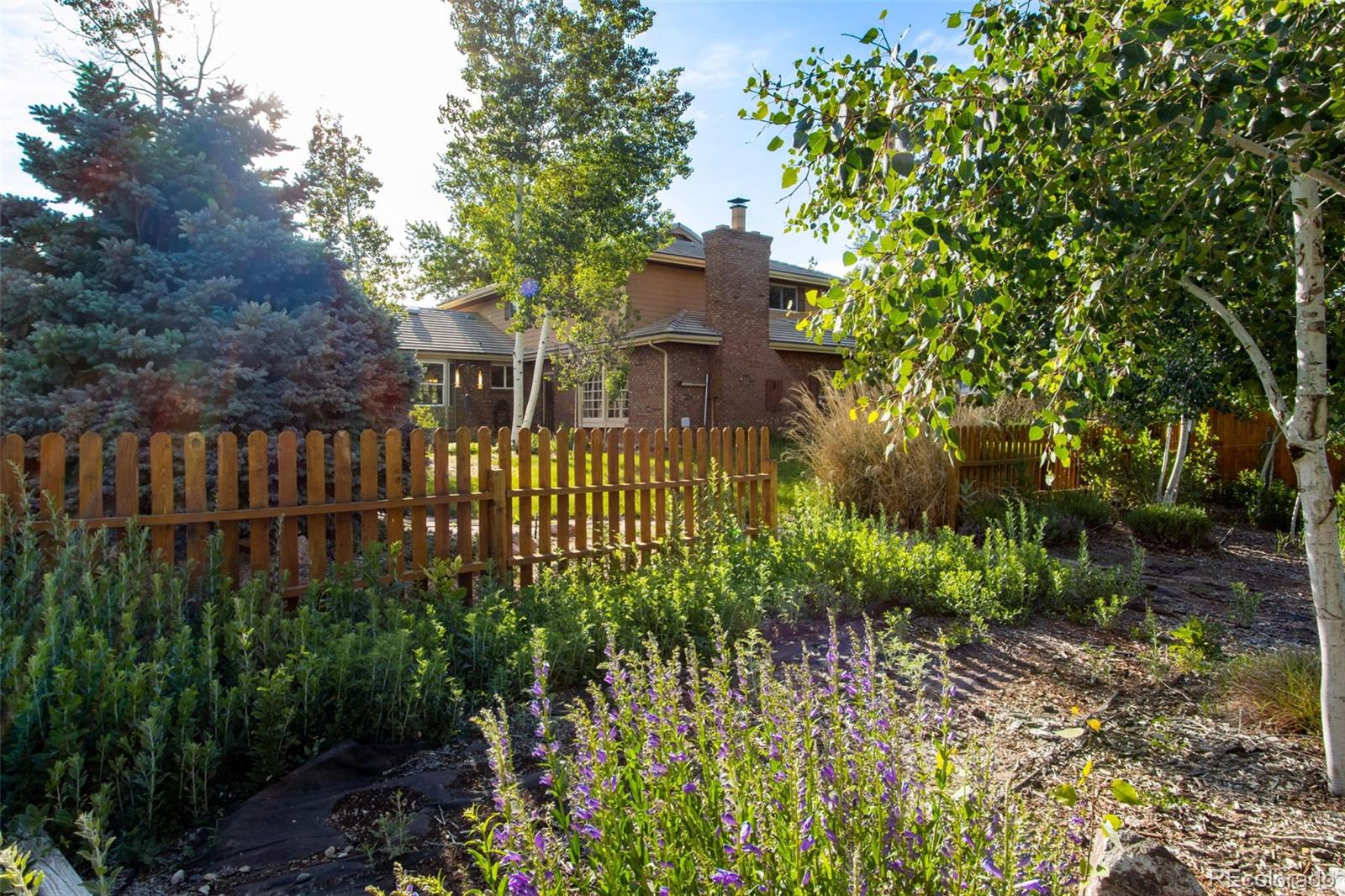 3618 Manzanita Drive