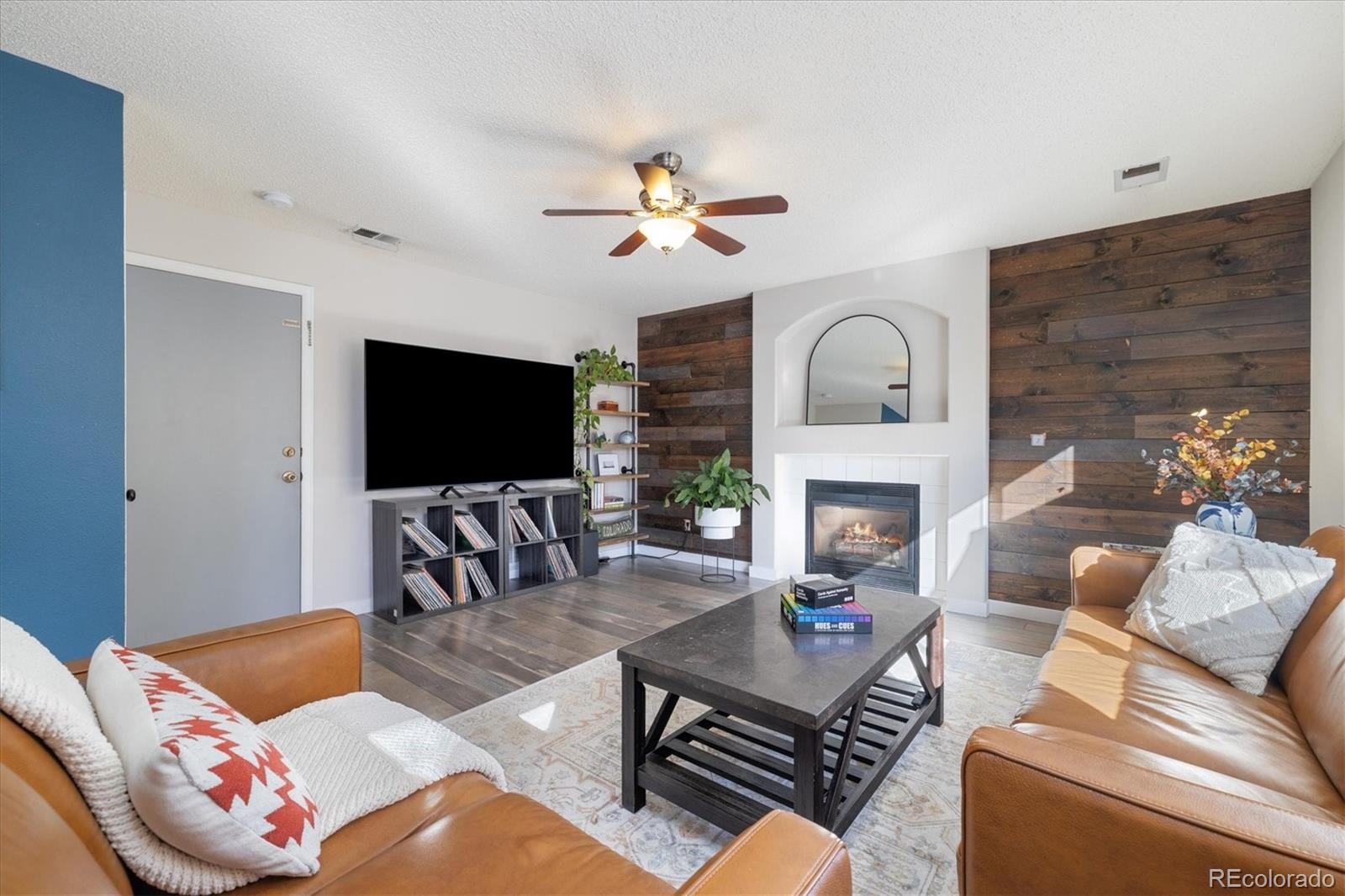 9823 Castle Ridge Circle