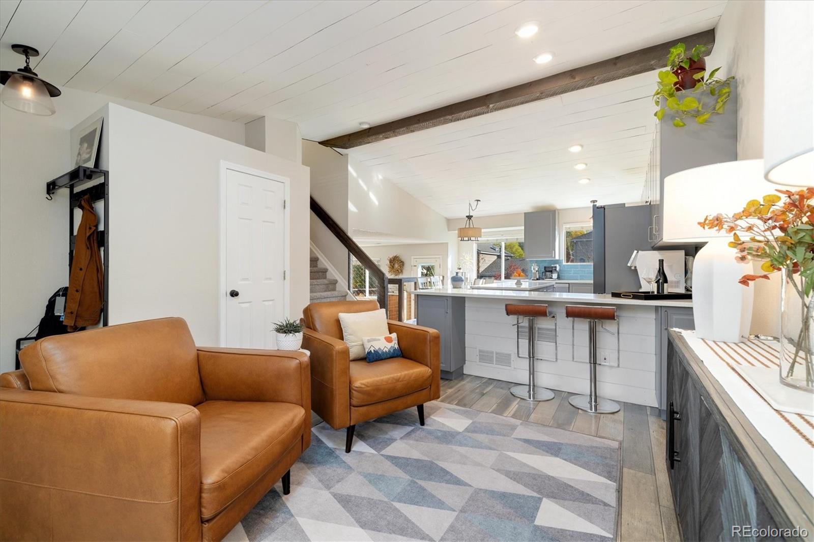 9823 Castle Ridge Circle