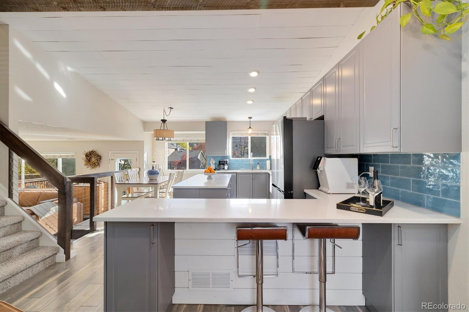 9823 Castle Ridge Circle
