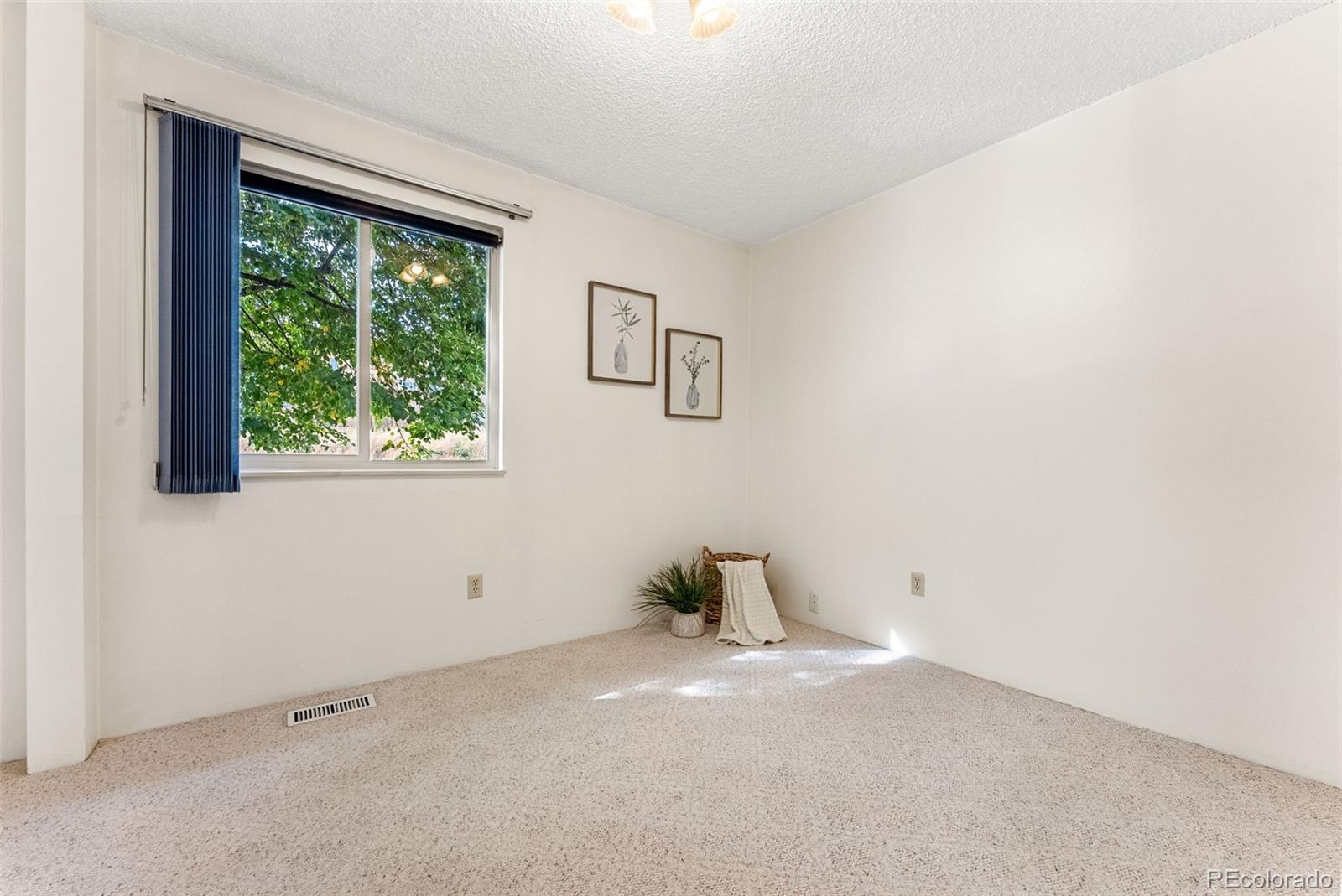 2754 Hearthwood Lane