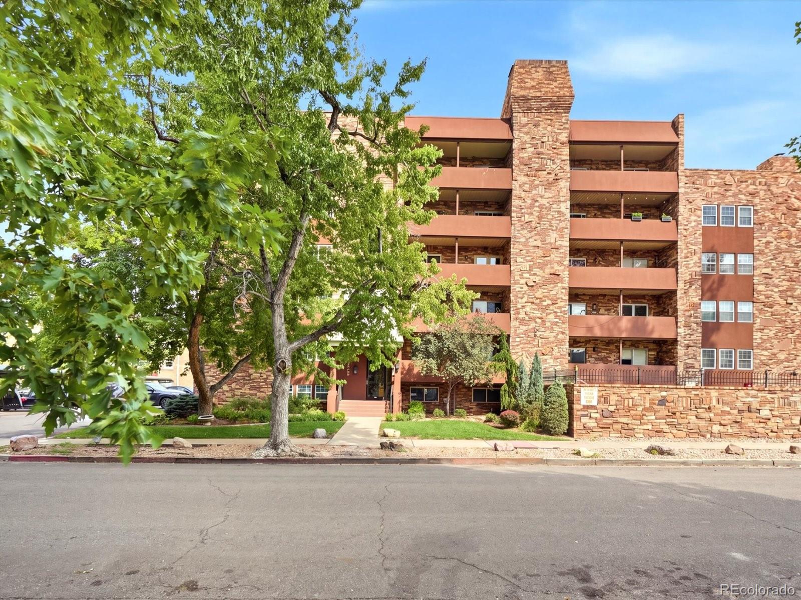 252 N Pennsylvania Street Unit: 401