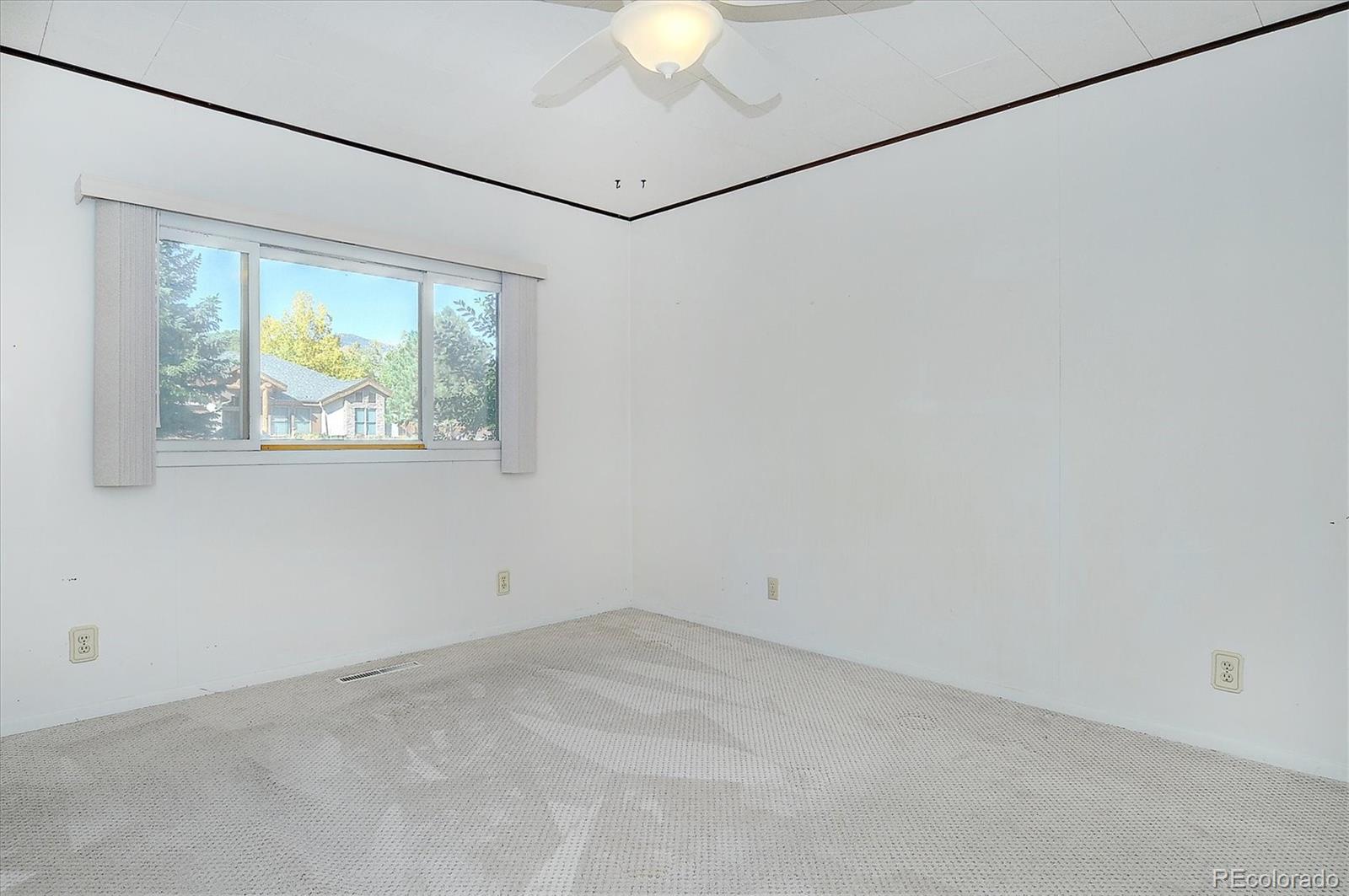 149 S Sangre De Cristo Avenue