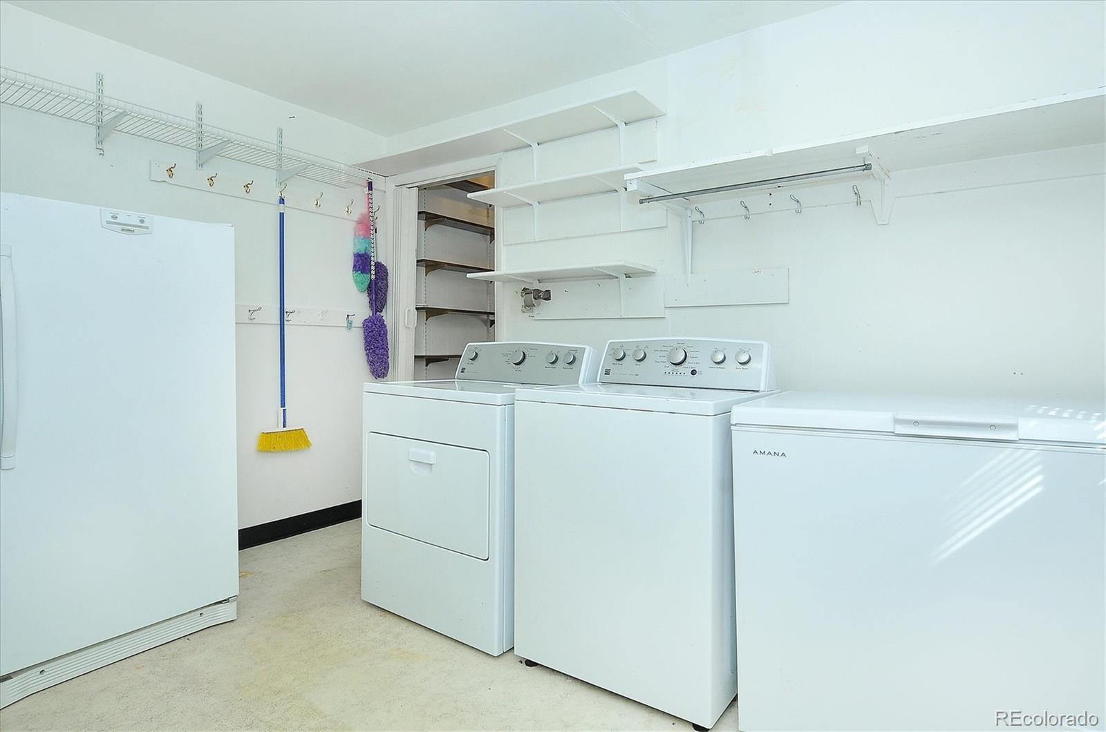 149 S Sangre De Cristo Avenue