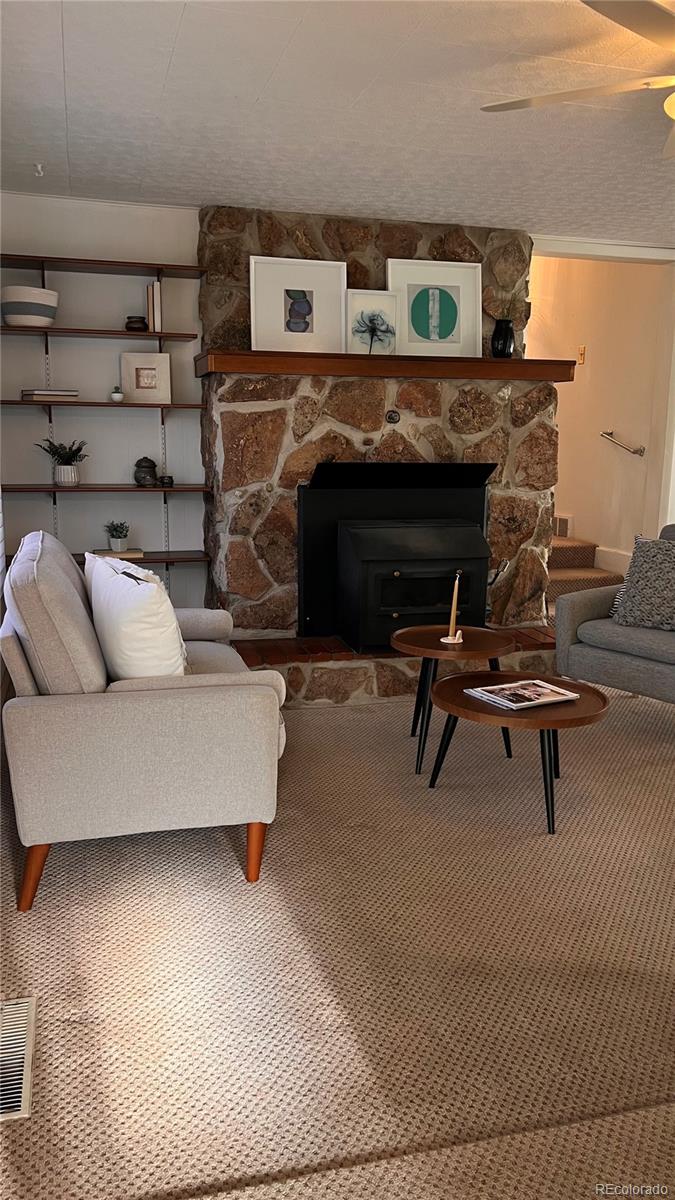 149 S Sangre De Cristo Avenue