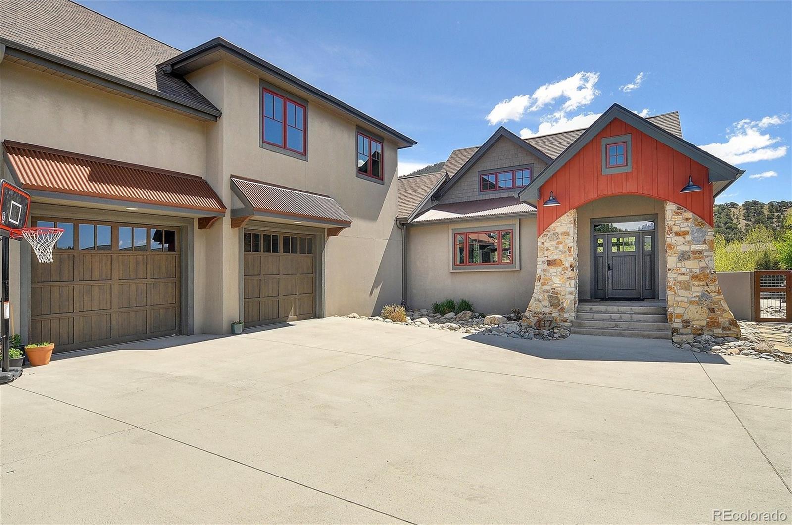 117 River Run Court