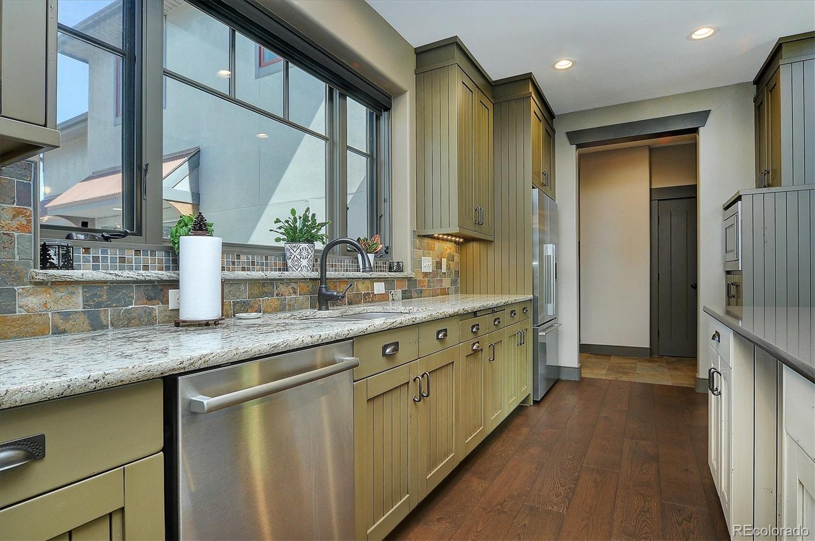 117 River Run Court
