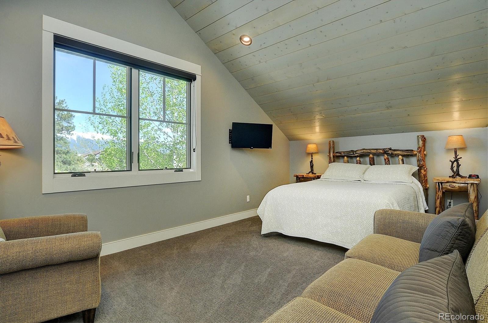 117 River Run Court