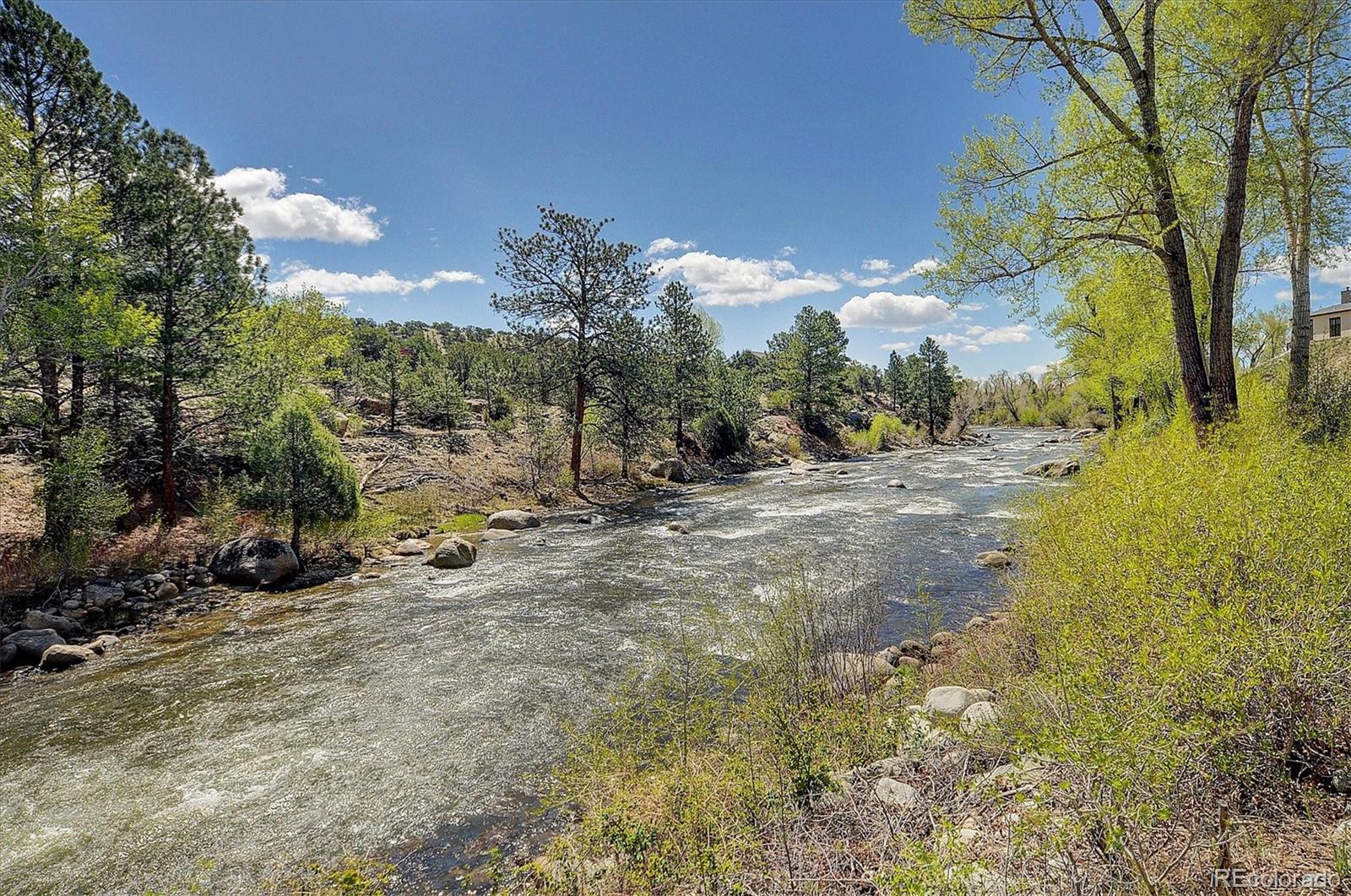 117 River Run Court