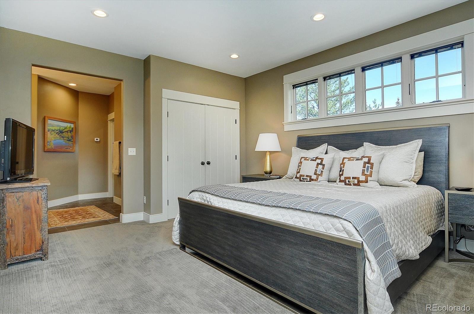 117 River Run Court