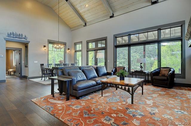 117 River Run Court