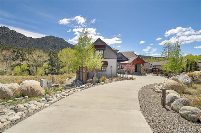 117 River Run Court