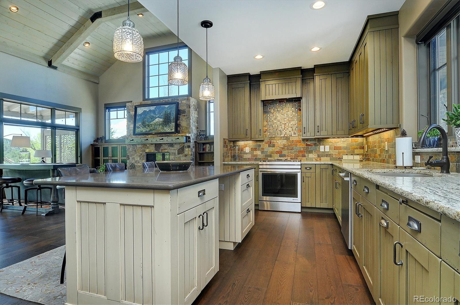 117 River Run Court