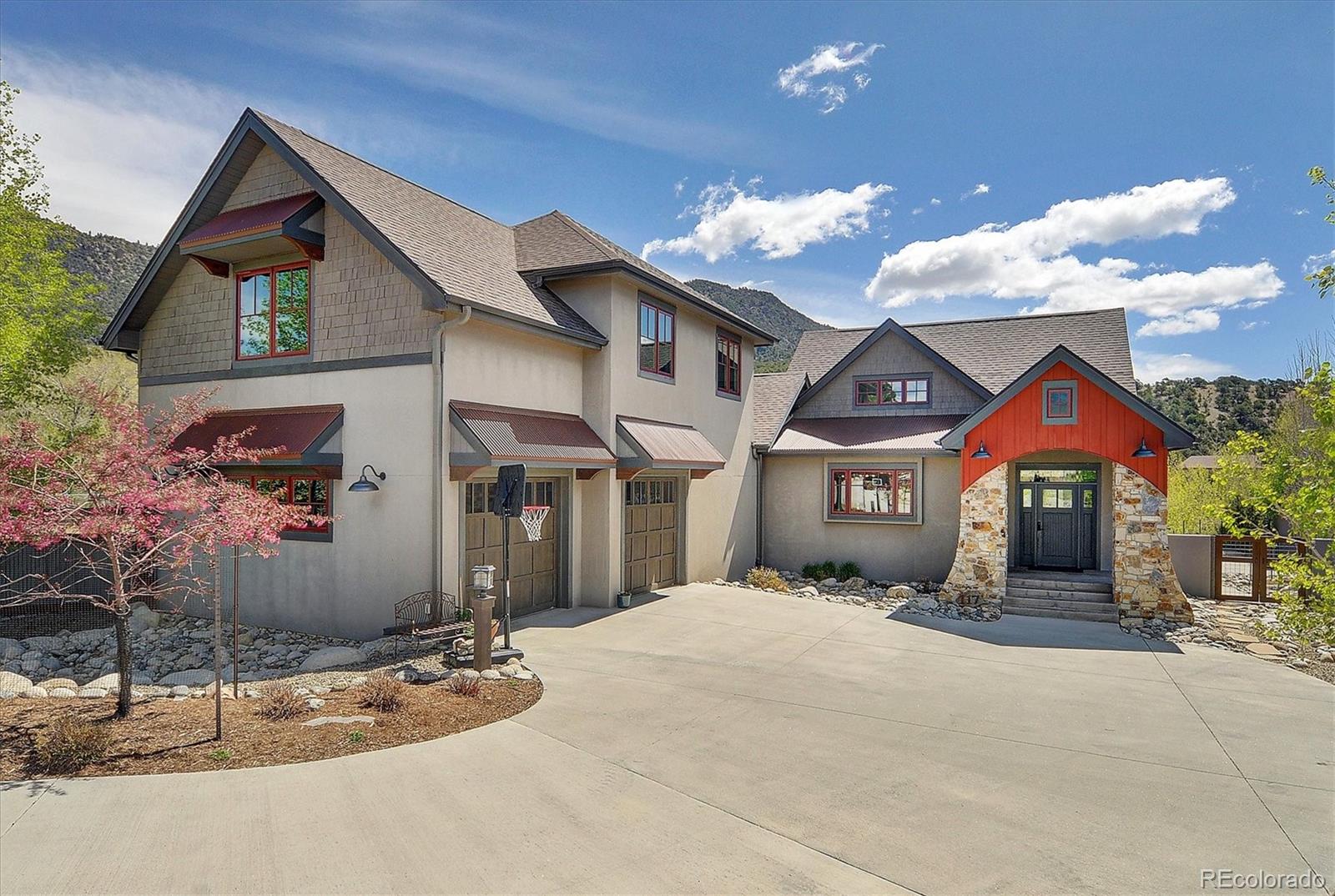 117 River Run Court