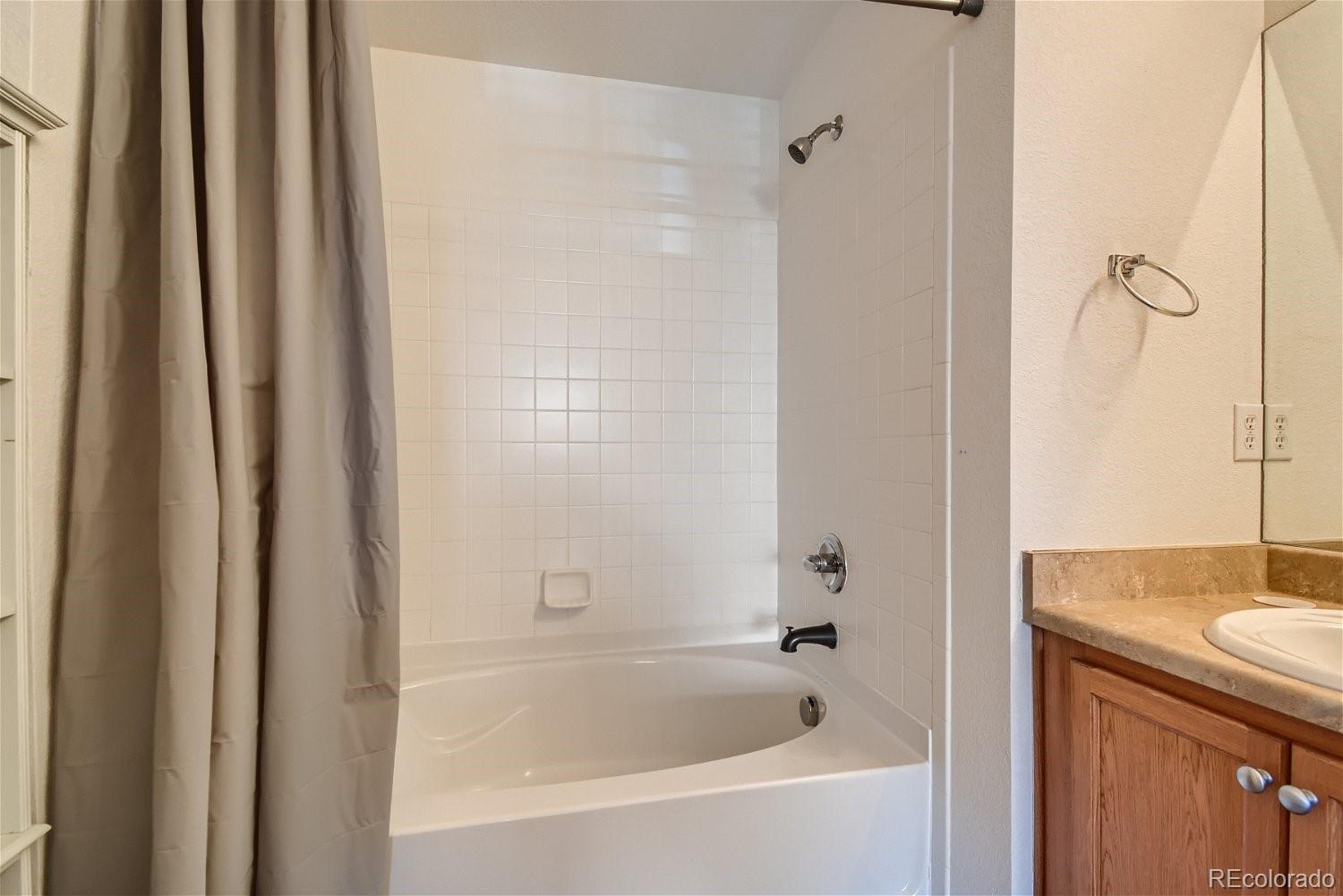 8778 S Kipling Way Unit: 105