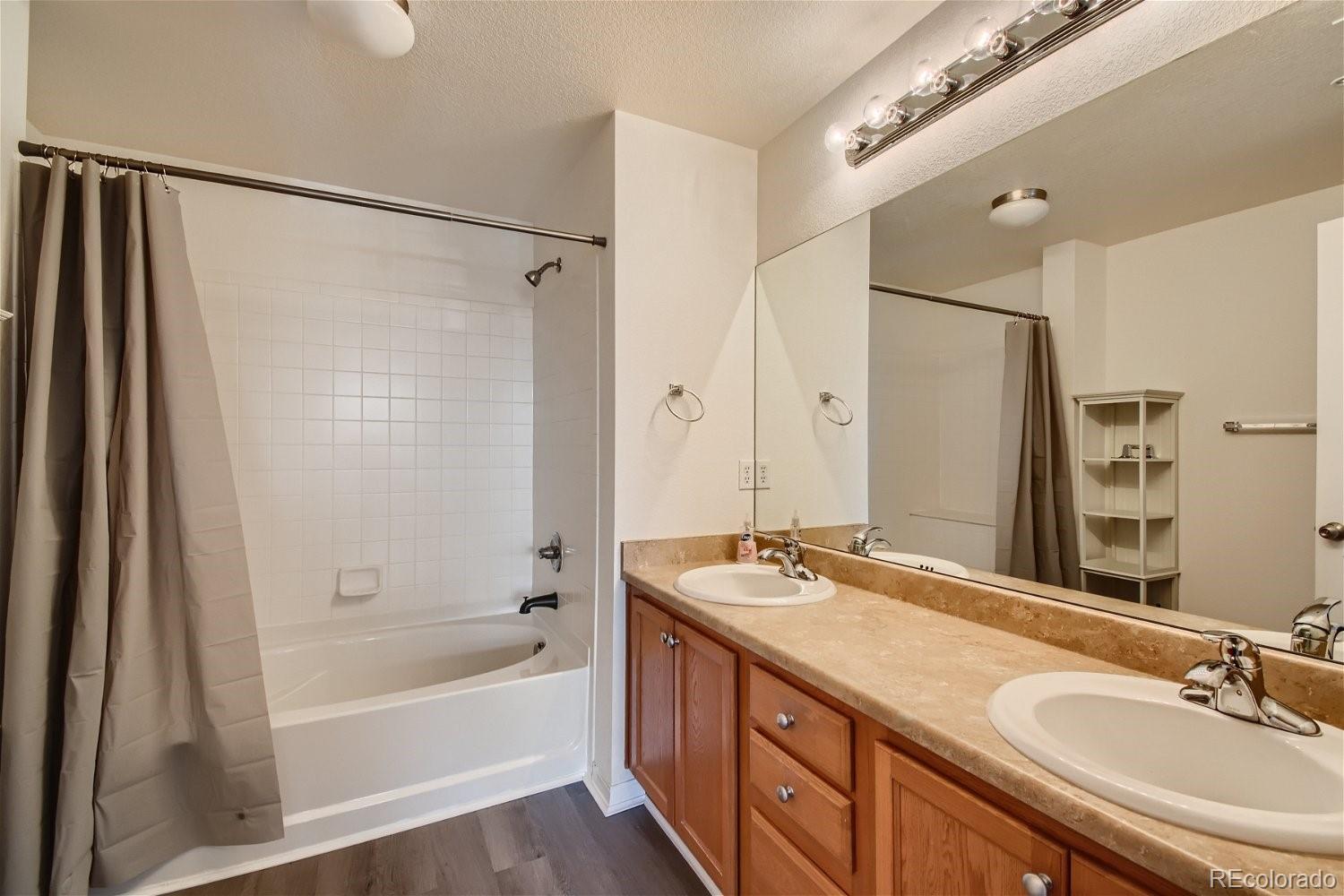 8778 S Kipling Way Unit: 105