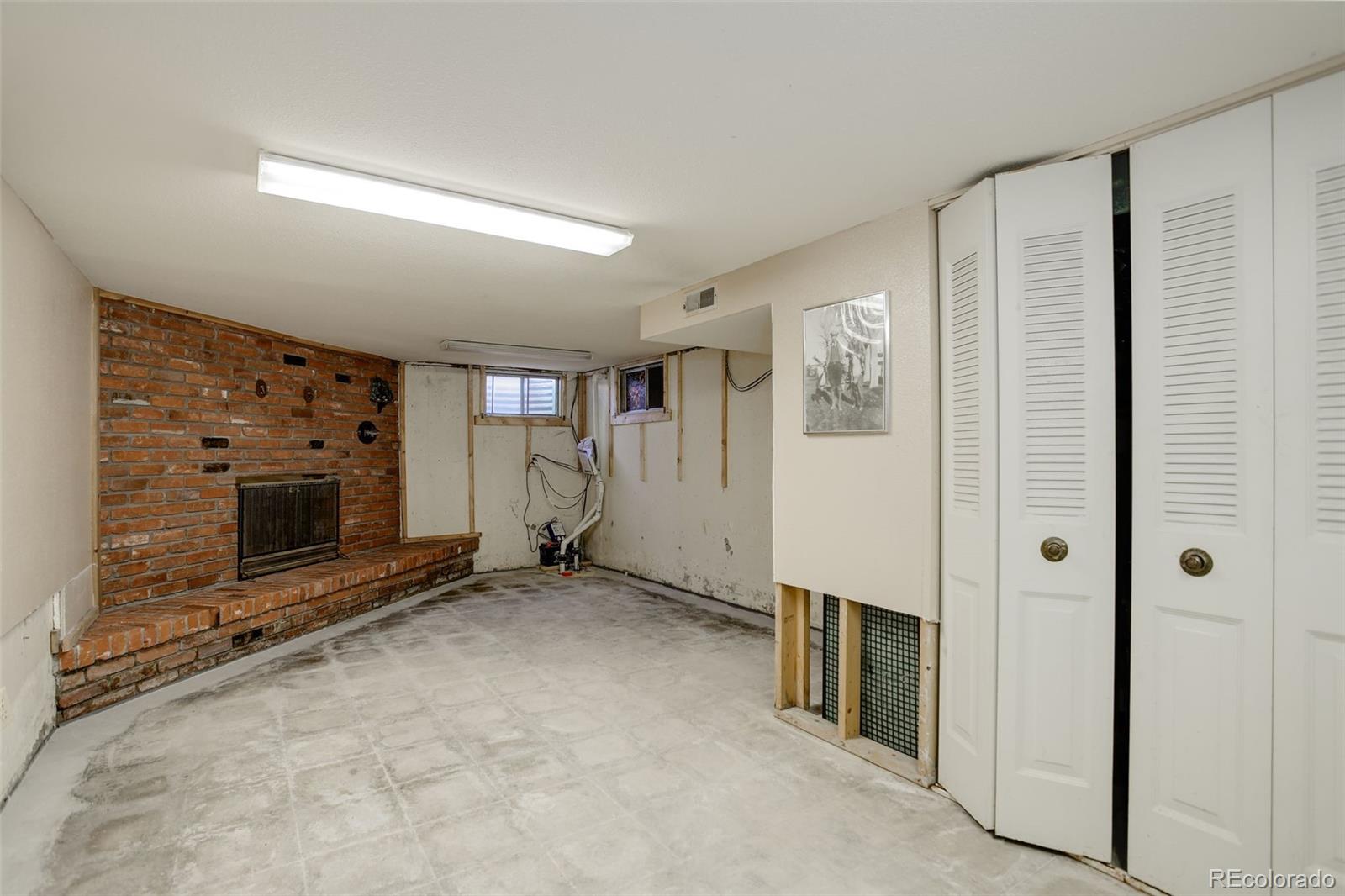 940 Bruce Drive
