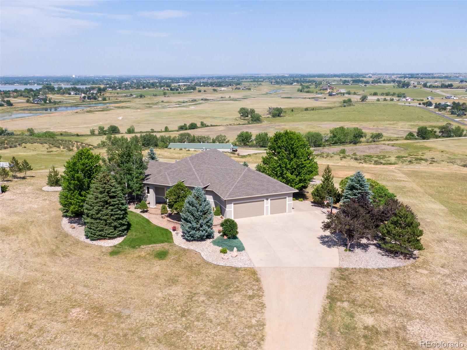 6273 Bluff Lane