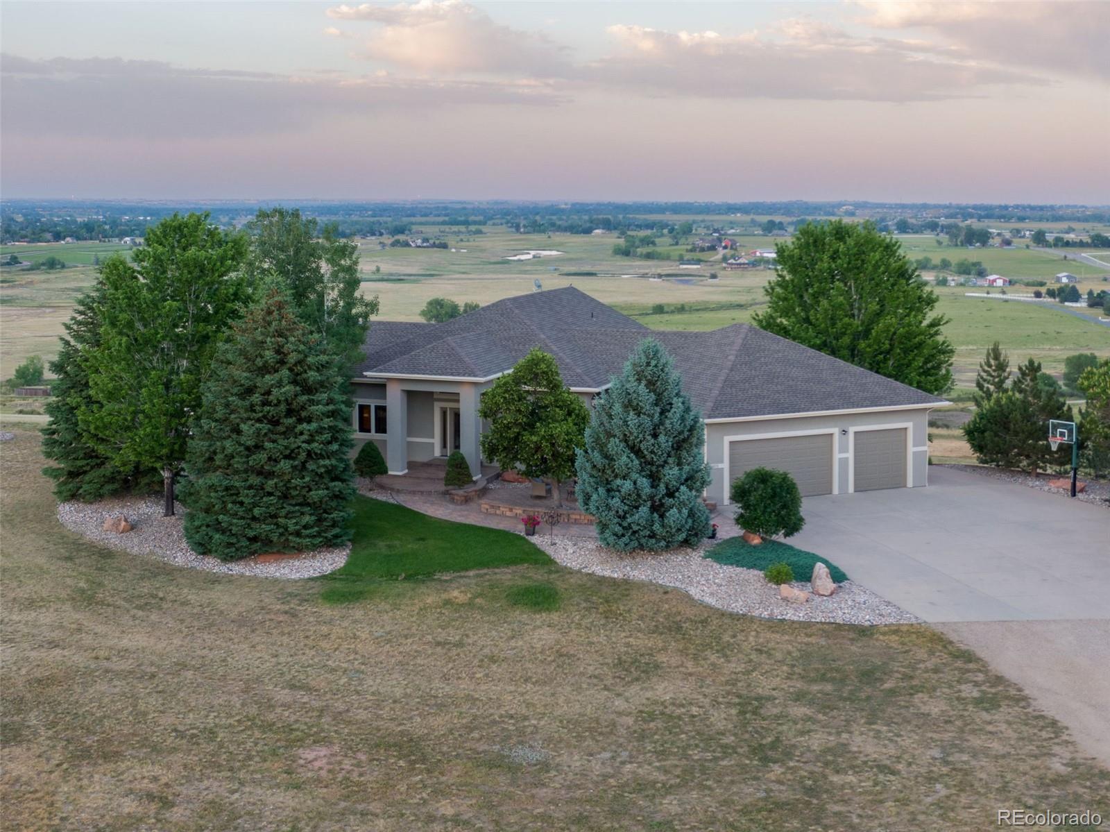 6273 Bluff Lane
