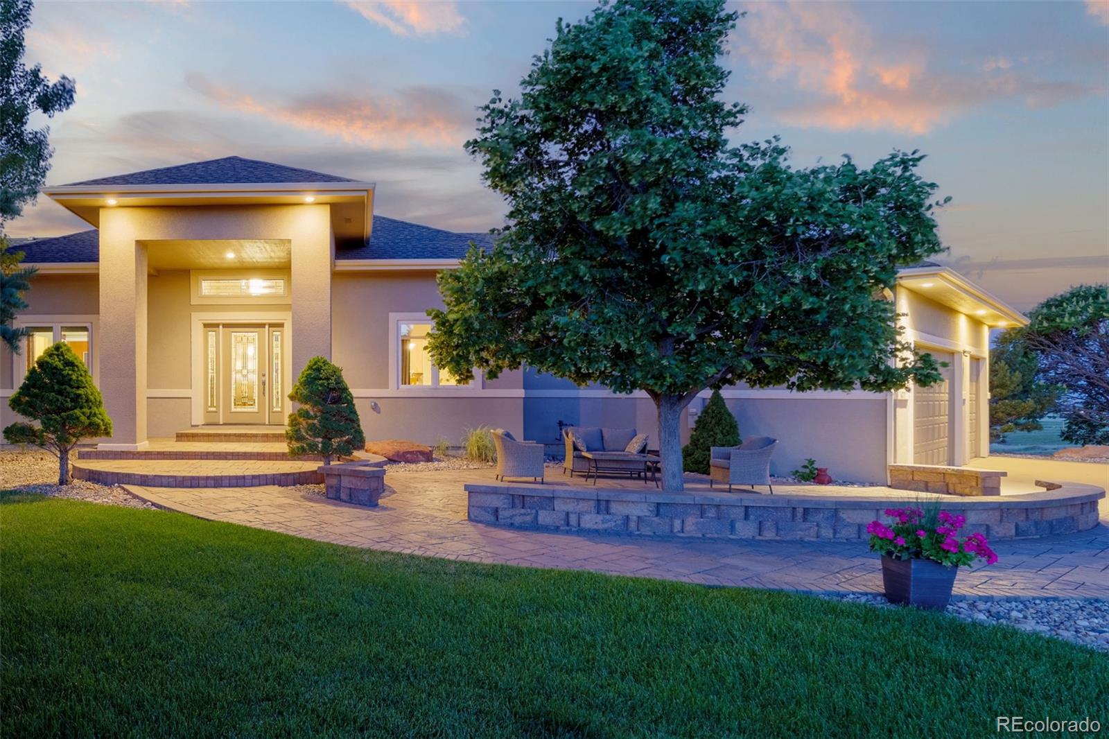 6273 Bluff Lane