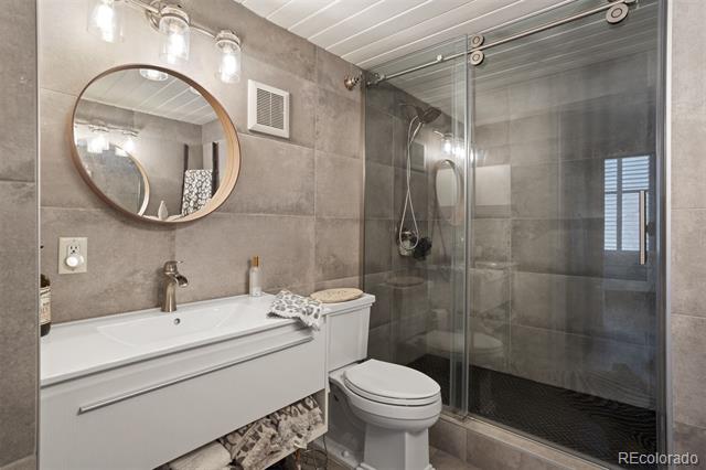 1450 Wynkoop Street Unit: 2G