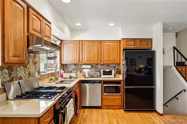 7590 E Easter Place