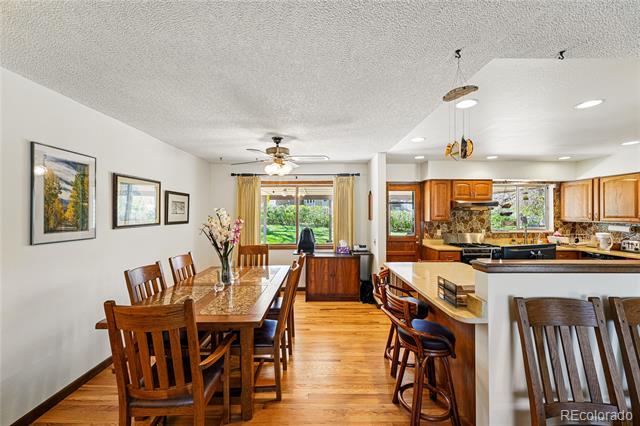 7590 E Easter Place