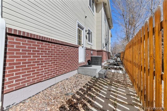 6055 Wadsworth Unit: C