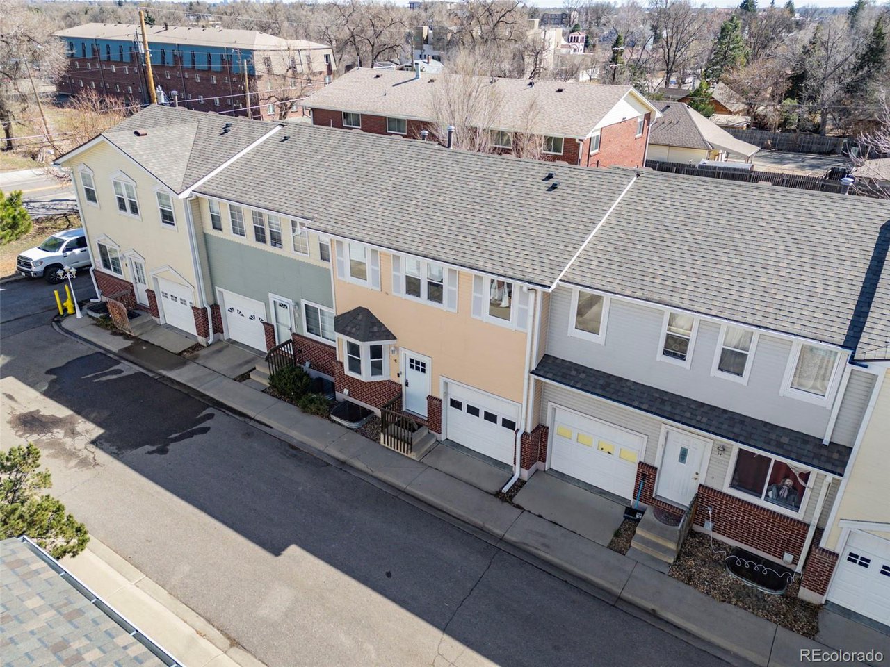 6055 Wadsworth Blvd C