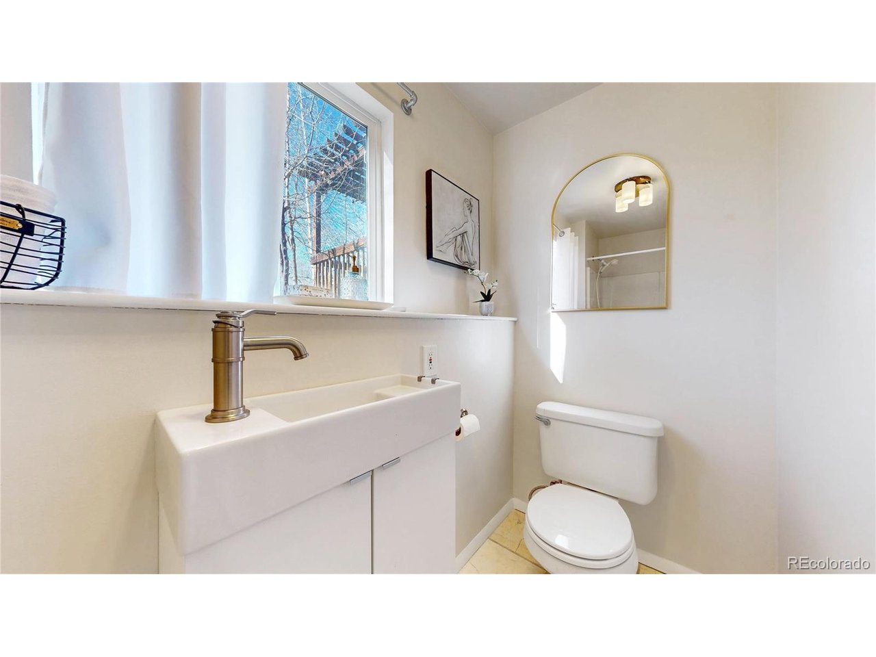 112 Starline Ave