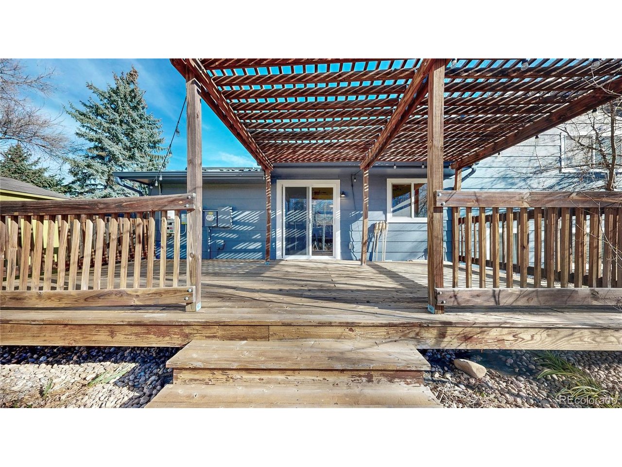 112 Starline Ave