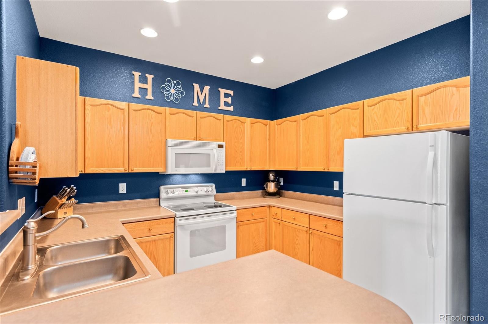 8465 S Holland Way Unit: 303
