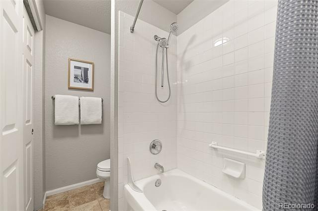 6240 Everett Court Unit: B