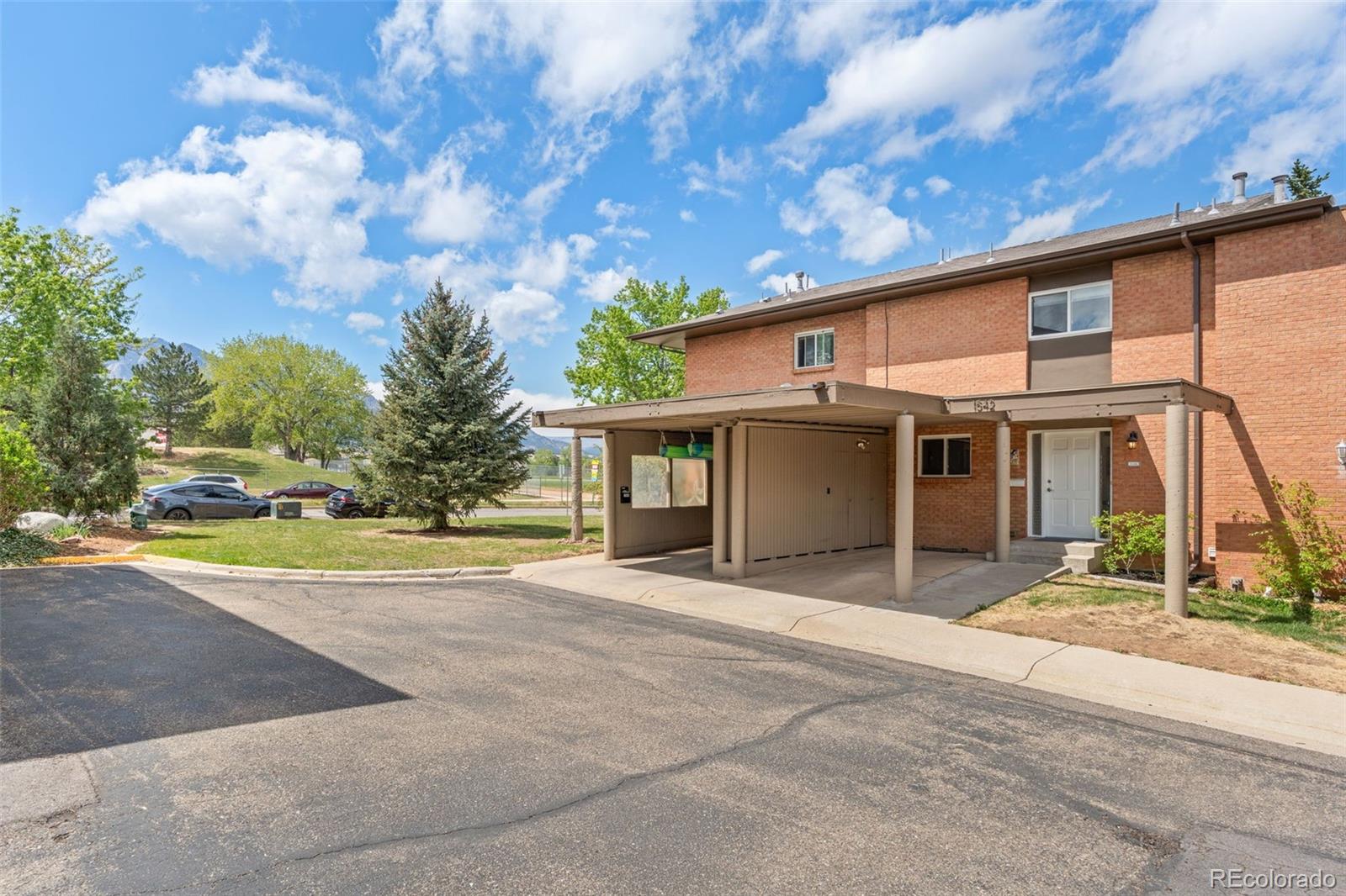 1542 Chambers Drive