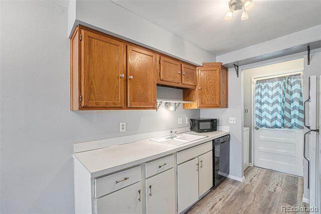 8621 Santa Fe Drive
