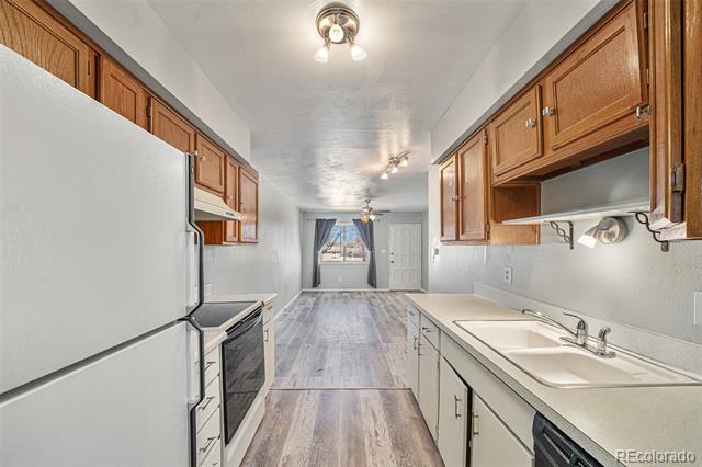 8621 Santa Fe Drive