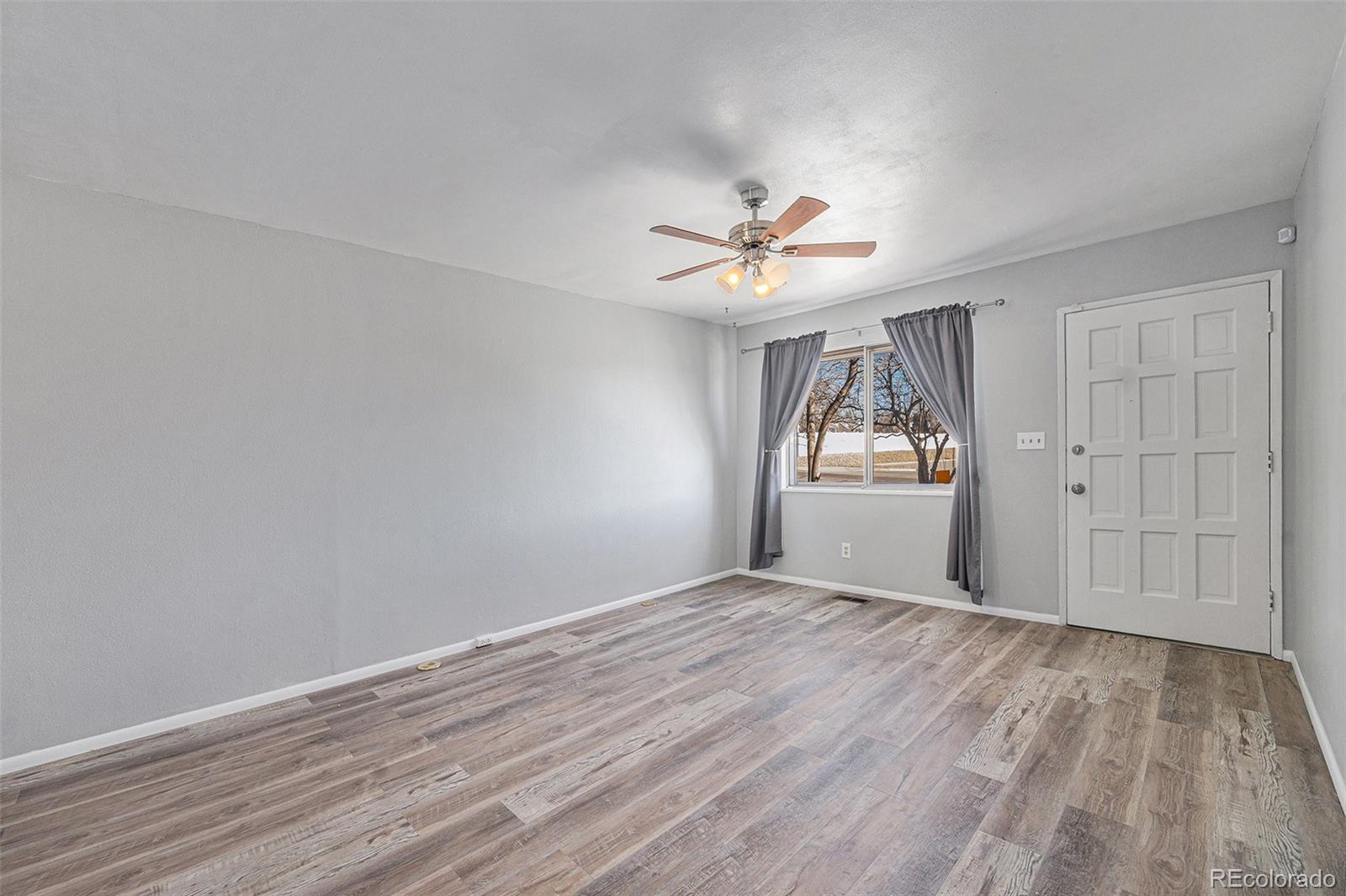 8621 Santa Fe Drive