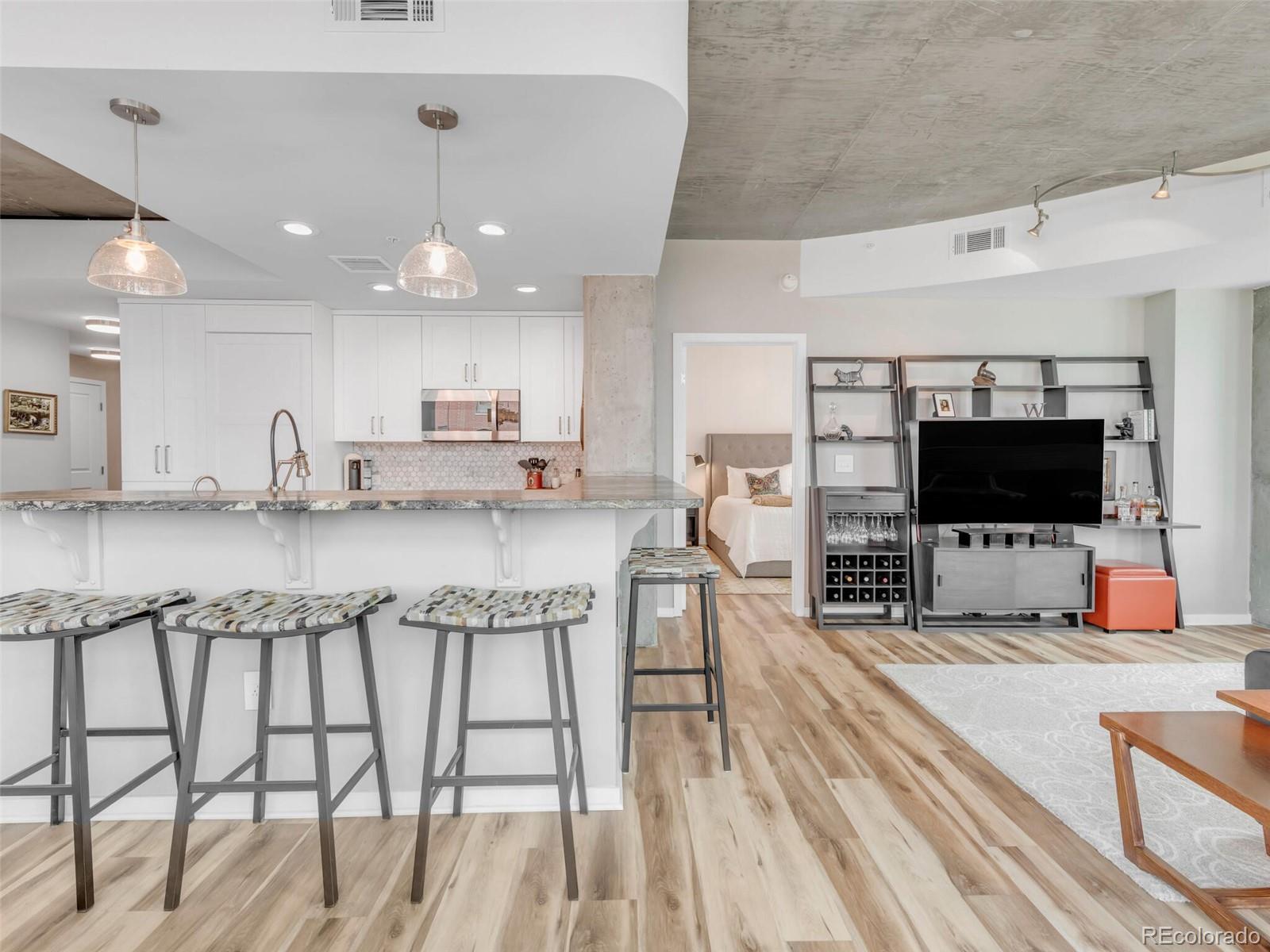 1700 Bassett Street Unit: 601