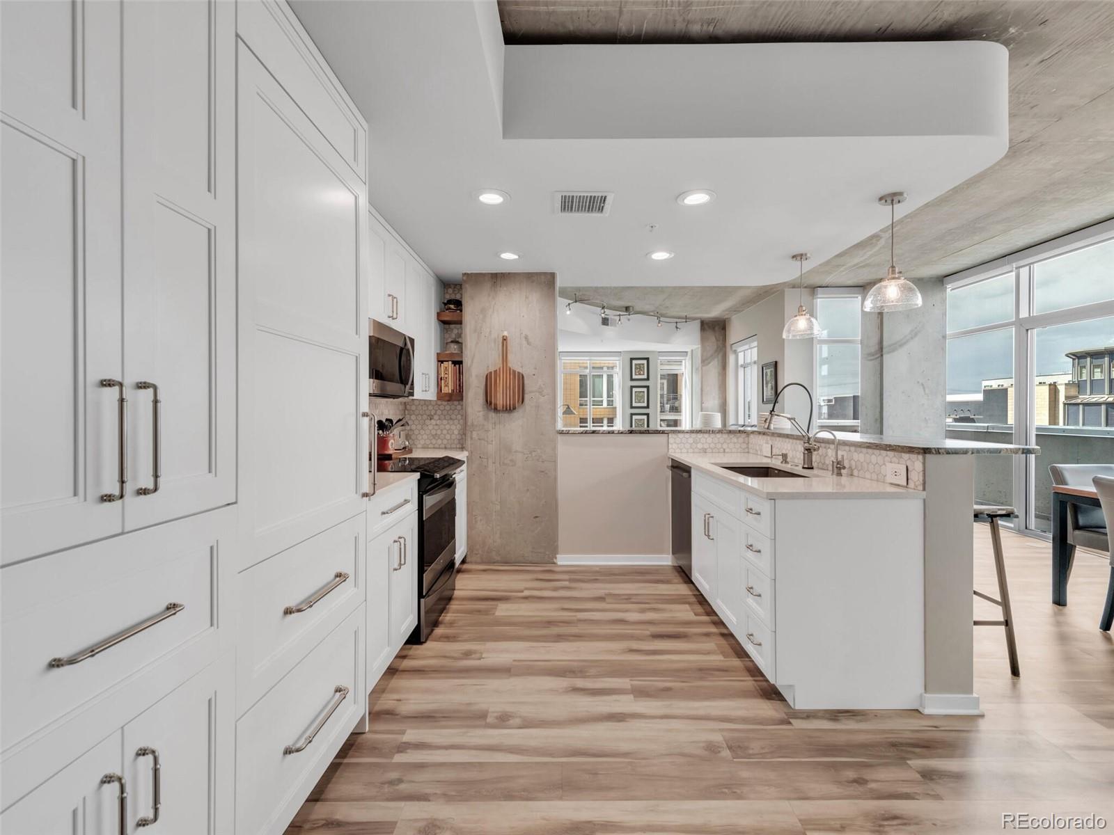 1700 Bassett Street Unit: 601