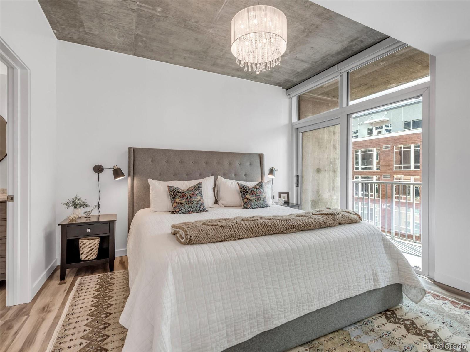 1700 Bassett Street Unit: 601