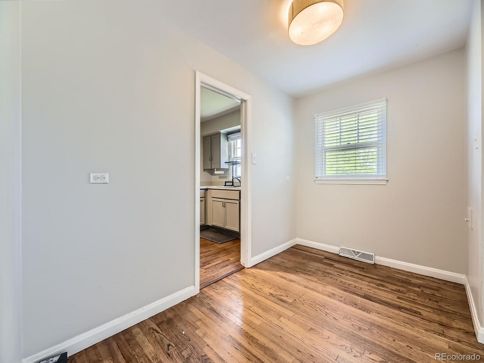835 Knox Court