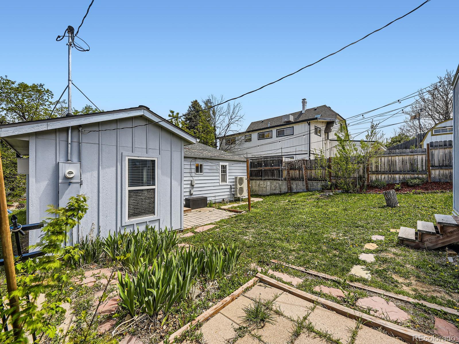835 Knox Court