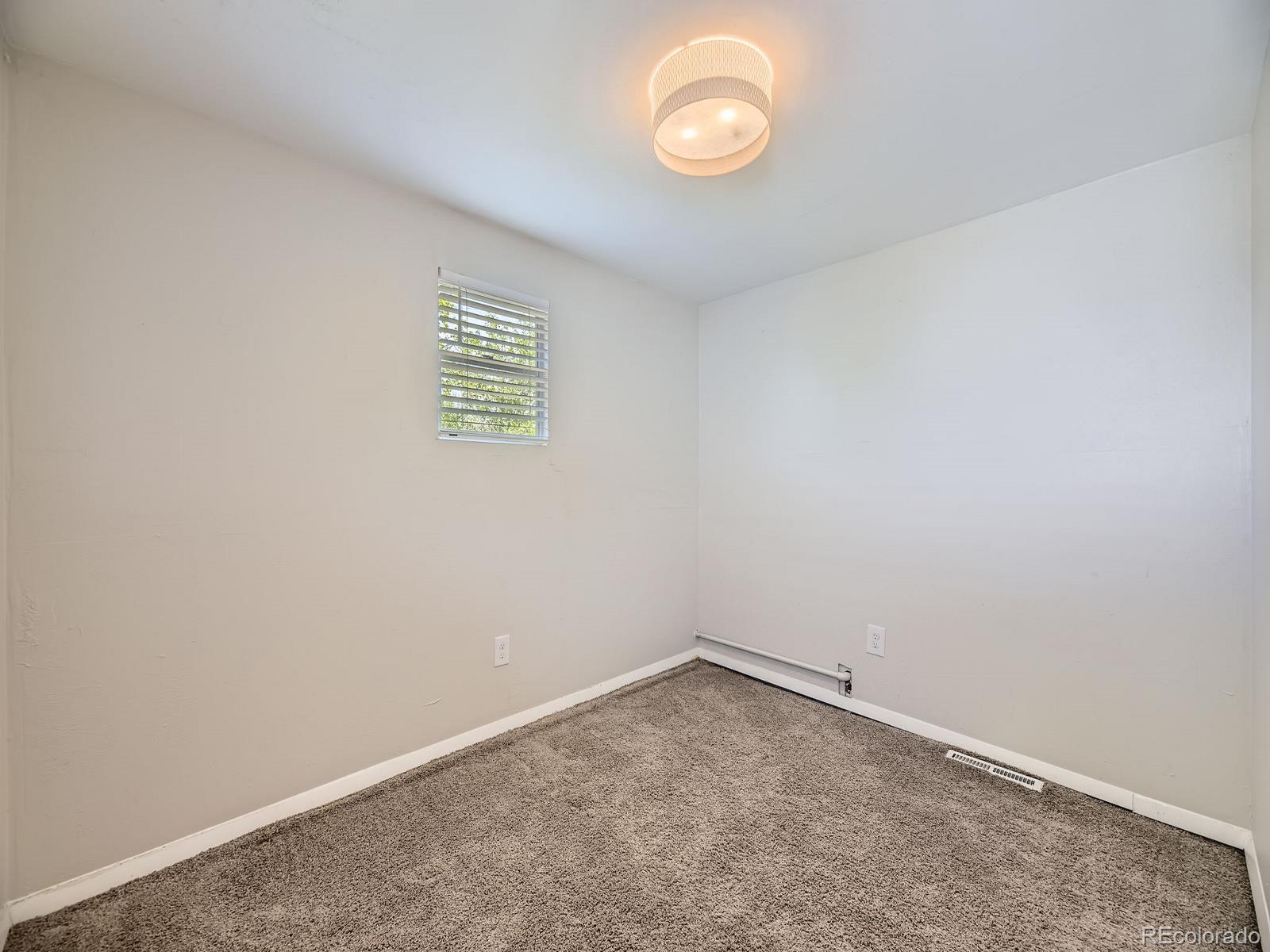 835 Knox Court