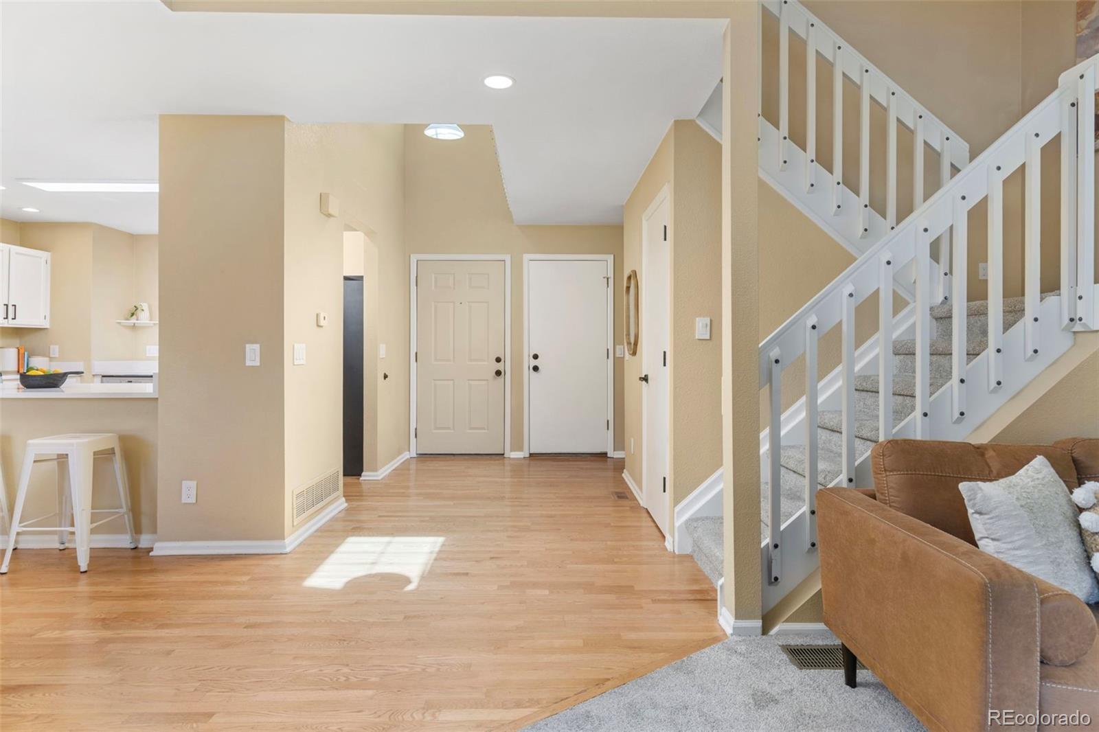 8922 Maribou Court