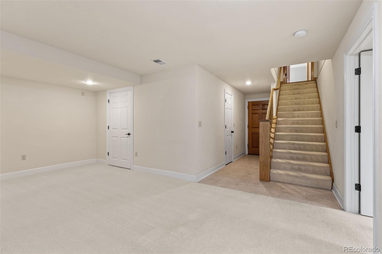 6122 N Beckwourth Court