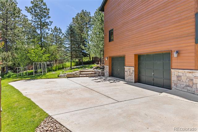 6122 N Beckwourth Court