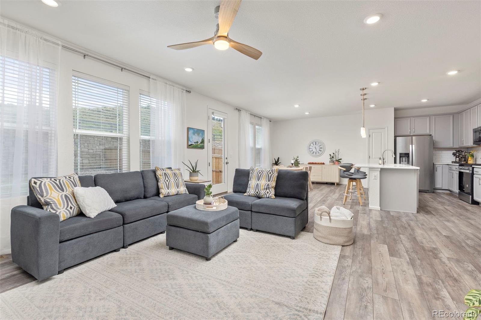 85 Felicity Loop